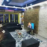 شقه فندقيه